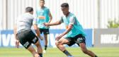 Corinthians: Cauê impressiona e clube pretende rediscutir contrato