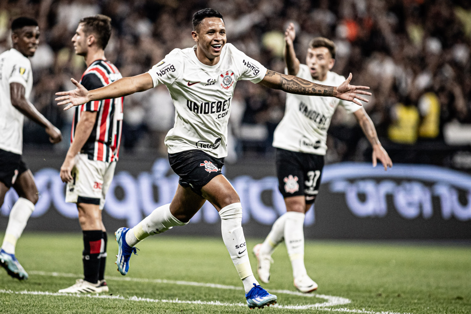 Desde o gol marcado contra o So Paulo, Arthur Sousa no voltou a somar minutos no Corinthians