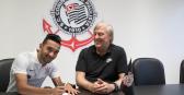 Corinthians anuncia contratao de Clayson at dezembro de 2021 - Futebol - UOL Esporte