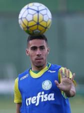 Corinthians se acerta com Gabriel, mas empresrio ainda tenta Europa | R7 Esporte