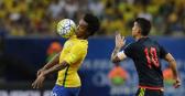 Fifa abre processo contra CBF aps gritos de 'bicha' em jogo da seleo - Futebol - UOL Esporte