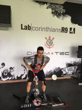 Lesionado desde a sada do So Paulo, Luiz Eduardo se recupera no Corinthians | corinthians |...