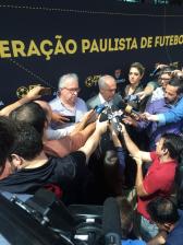 Presidente do Corinthians rebate crticas do Inter: 
