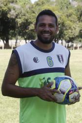Wendel, ex-Corinthians, vende chuteiras para complementar sal�rio de R$ 1 mil em time da S�rie B...
