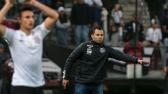 Corinthians: em sete meses de Santos, Jair teve aproveitamento pior que Loss, e defesa mais vazada
