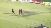 BIZARRO! rbitro ajuda tirar gua do gramado com rodo, no Campeonato Catarinense! - YouTube