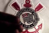 Corinthians acerta com novo patrocinador e uniforme rende R$ 86 mi | EXAME