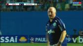 V�deo: Felip�o pede para Mois�s cair no gramado, n�o � atendido e se irrita com jogador do...