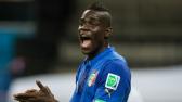 Flamengo emite nota oficial e anuncia desist�ncia de negocia��o por Mario Balotelli