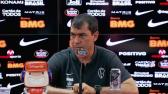Carille explica permanncia no Corinthians e diz ter vergonha das atuaes: 'No parece treinado'...