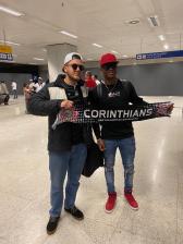 Yony Gonzlez chega ao Brasil para assinar com o Corinthians e promete 