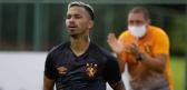 Emprestado pelo Corinthians, Marquinhos vira destaque ofensivo do Sport - 14/08/2020 - UOL Esporte