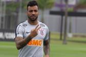 Corinthians decide manter Michel Macedo at o final do seu contrato