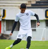 Athletico e clubes da Europa observam o meia boliviano Ramiro Vaca, do The Strongest |...