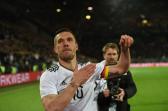 Na mira do Fortaleza, atacante Lukas Podolski acerta retorno para clube da Polnia - Jogada -...
