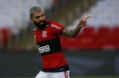 Barcelona estuda oferta para tirar Gabigol do Flamengo; veja valores