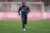 Alphonso Davies  diagnosticado com miocardite e precisa ser afastado no Bayern de Munique |...