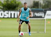 Inter manifesta interesse na contratao de Gabriel, volante do Corinthians | futebol | ge