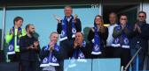 Reino Unido sanciona russos e dono do Chelsea n�o poder� morar no pa�s