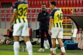Tim�o aumenta oferta e se anima com Vitor Pereira