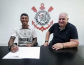 Corinthians anuncia renova��o de contrato de Paulinho por seis meses | corinthians | ge