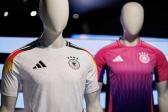 Alemanha encerra parceria de 70 anos e troca de fornecedora de material esportivo | futebol alemo...