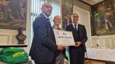 S�crates � homenageado e vira nome de rua na Fran�a | futebol internacional | ge