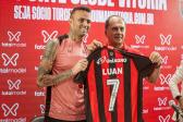 Empolga��o na chegada, reserva e uma assist�ncia: a mete�rica passagem de Luan pelo Vit�ria |...