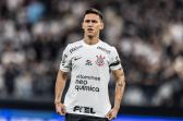 Rojas cobra Corinthians por direitos de imagem e ameaa ir  Fifa rescindir contrato, diz site