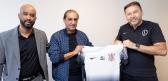 Corinthians n�o ataca real doen�a e vive � base de rem�dios que n�o curam