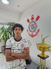Corinthians desiste de contratar para a base lateral que era goleiro em 2023 ap�s repercuss�o ruim...