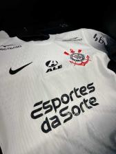 Corinthians conversa com casas de apostas em meio a indefini��o de patrocinador com o Governo |...