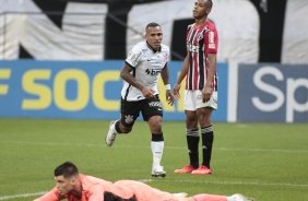 Otero marcou o primeiro gol do Corinthians contra o So Paulo, na Neo Qumica Arena
