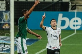 Gustavo Silva empata a partida para o Corinthians, na Neo Qumica Arena, pelo Brasileiro