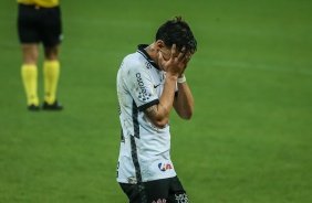 Corinthians apenas empata com o Athletifo-PR