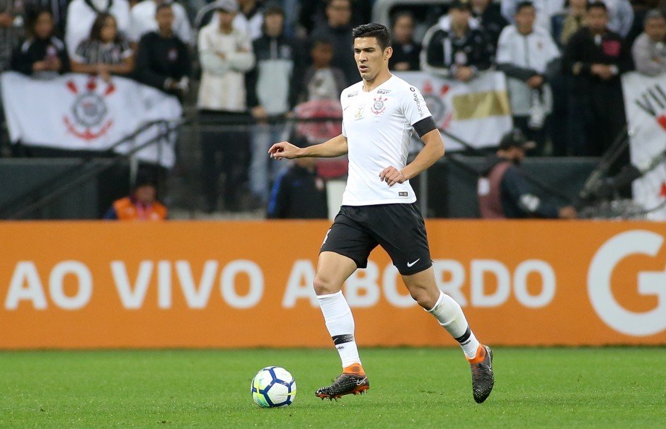 Balbuena pretende voltar a vestir a camisa do Corinthians