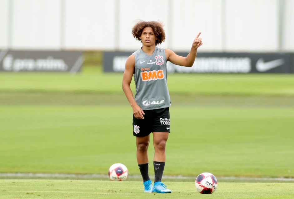 Guilherme Biro no ltimo treino antes do jogo contra a Ponte Preta