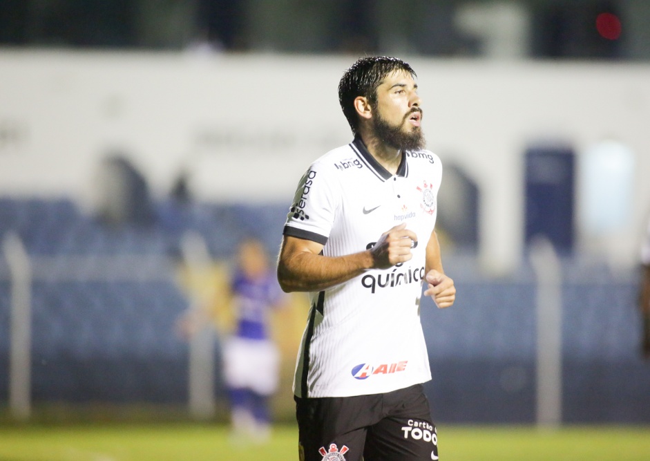Bruno Mndez pode trocar Corinthians por Internacional