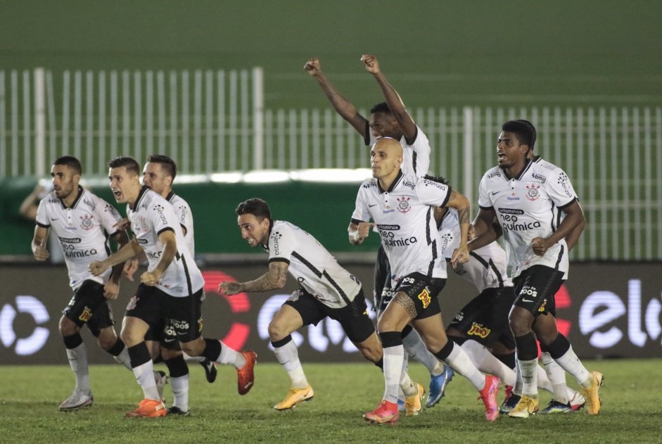 Jogadores do Corinthians comemoram a classificao do Corinthians na Copa do Brasil