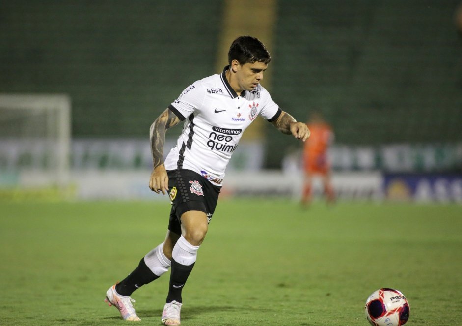 Lateral Fagner atuando no jogo entre Corinthians e Guarani, em Campinas, pelo Paulisto