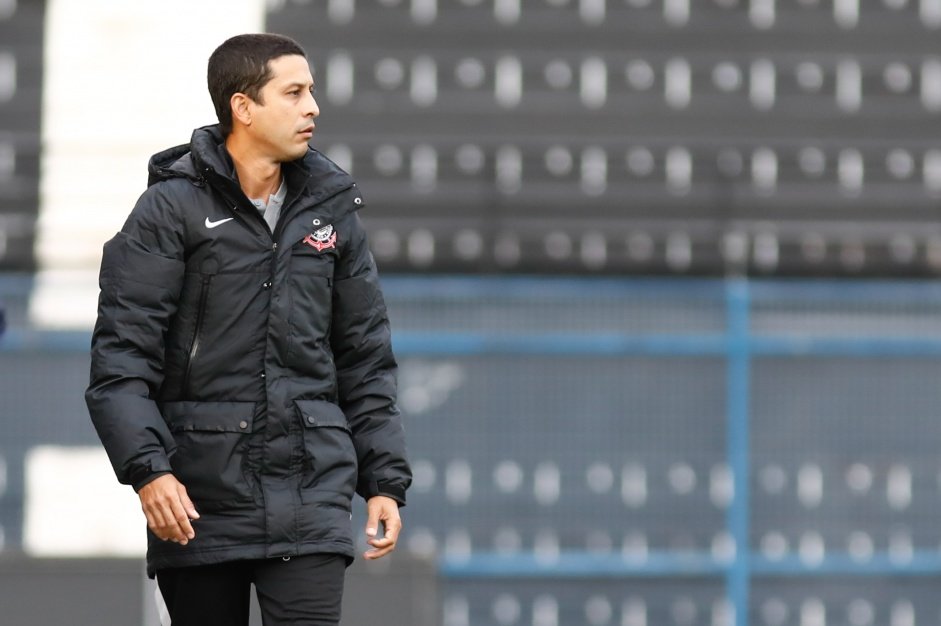 Treinador Gustavo Almeida deve deixar o Corinthians Treinador Gustavo Almeida deve deixar o Corinthians