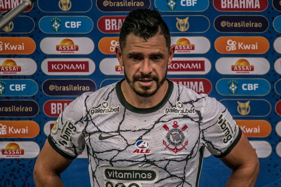Giuliano durante partida entre Corinthians e Amrica-MG, pelo Brasileiro, na Neo Qumica Arena