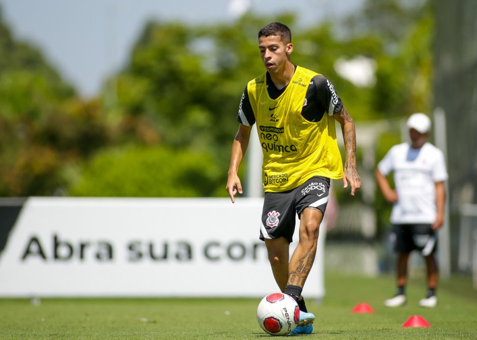 Gabriel Pereira se despediu do Corinthians de forma oficial nesta quinta