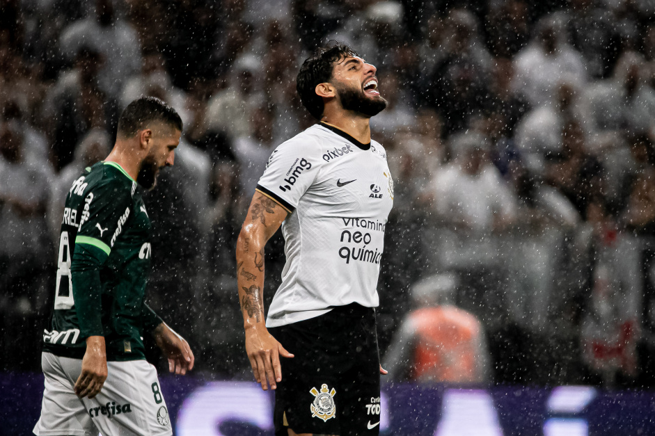 Yuri Alberto lamenta chance perdida em empate do Corinthians contra o Palmeiras no Paulista